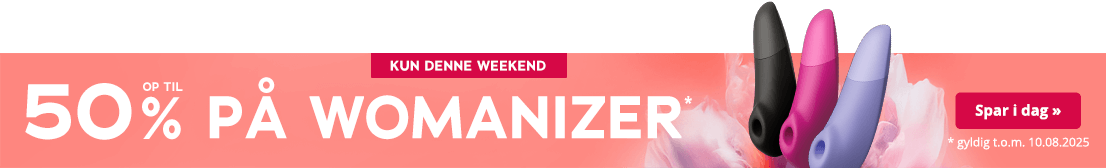 Tre stimulationsprodukter i sort, pink og lilla på lyserød baggrund med teksten: 'Kun denne weekend – Op til 50% på Womanizer'. CTA til højre: 'Spar i dag'. Lille tekst: 'gyldig t.o.m. 10.08.2025'