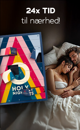 Billedet viser en reklame. En mand og en kvinde ligger arm i arm med lukkede øjne og uden tøj på overkroppen i sengen. Julekalenderen med et farverigt design og påskriften "HOLY NIGHTS" er afbildet. Med hvid skrift står der "24x tid til nærhed!".