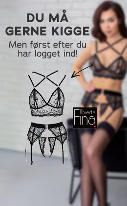 Billedet viser en reklame med lys baggrund. Med sort skrift står der: »SE ER TILLADT, men kun efter tilmelding«. Der er et sløret billede af en kvinde i sort blonderundertøj. Ved siden af er det samme lingeri-sæt afbildet som et enkelt billede, altså uden model. En sort pil skaber en forbindelse mellem det enkelte sæt og modellen, der bærer sættet. Nederst er der en rød knap med hvid skrift: »Registrer dig nu »«.