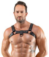 Brystharness i et markant læderlook