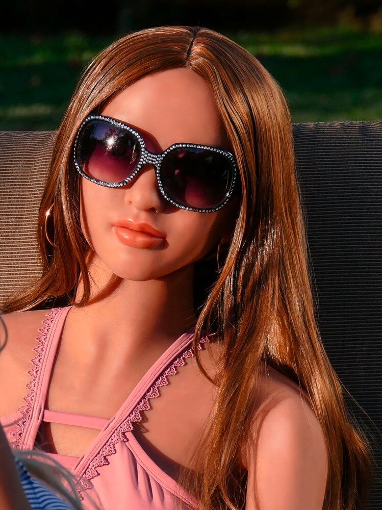 Ultimate Fantasy Doll Carmen