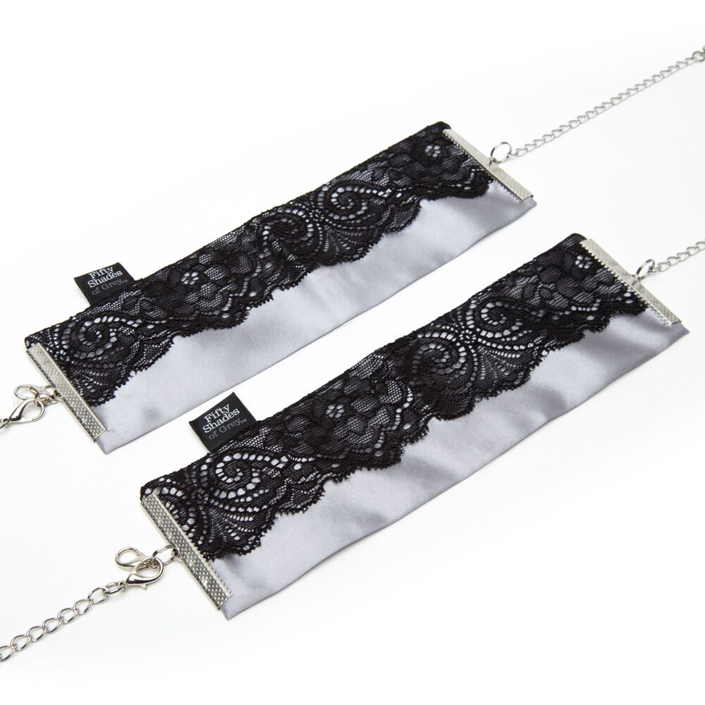 Håndlænke Play Nice Satin & Lace Wrist Cuffs, justerbare