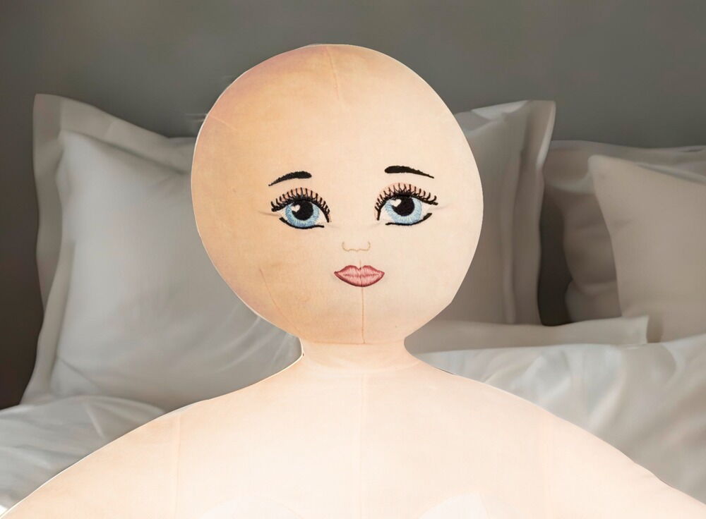 Sexdukke "Your Plush Doll Leona", blød og behagelig