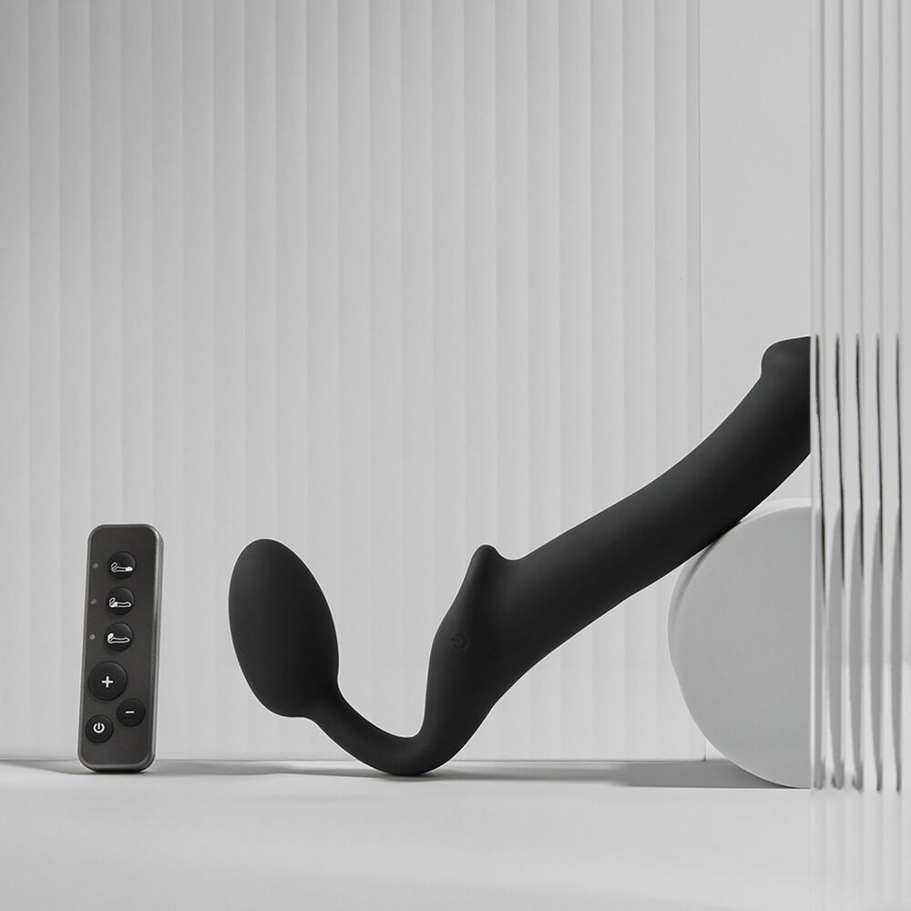 Strapless Strap-on "Vibrating Bendable" med 3 motorer