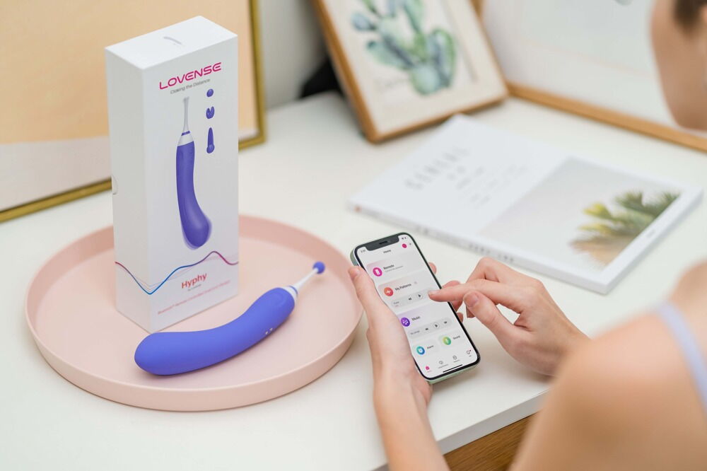 Vibrator "Hyphy" inklusive 3 tilbehørsdele